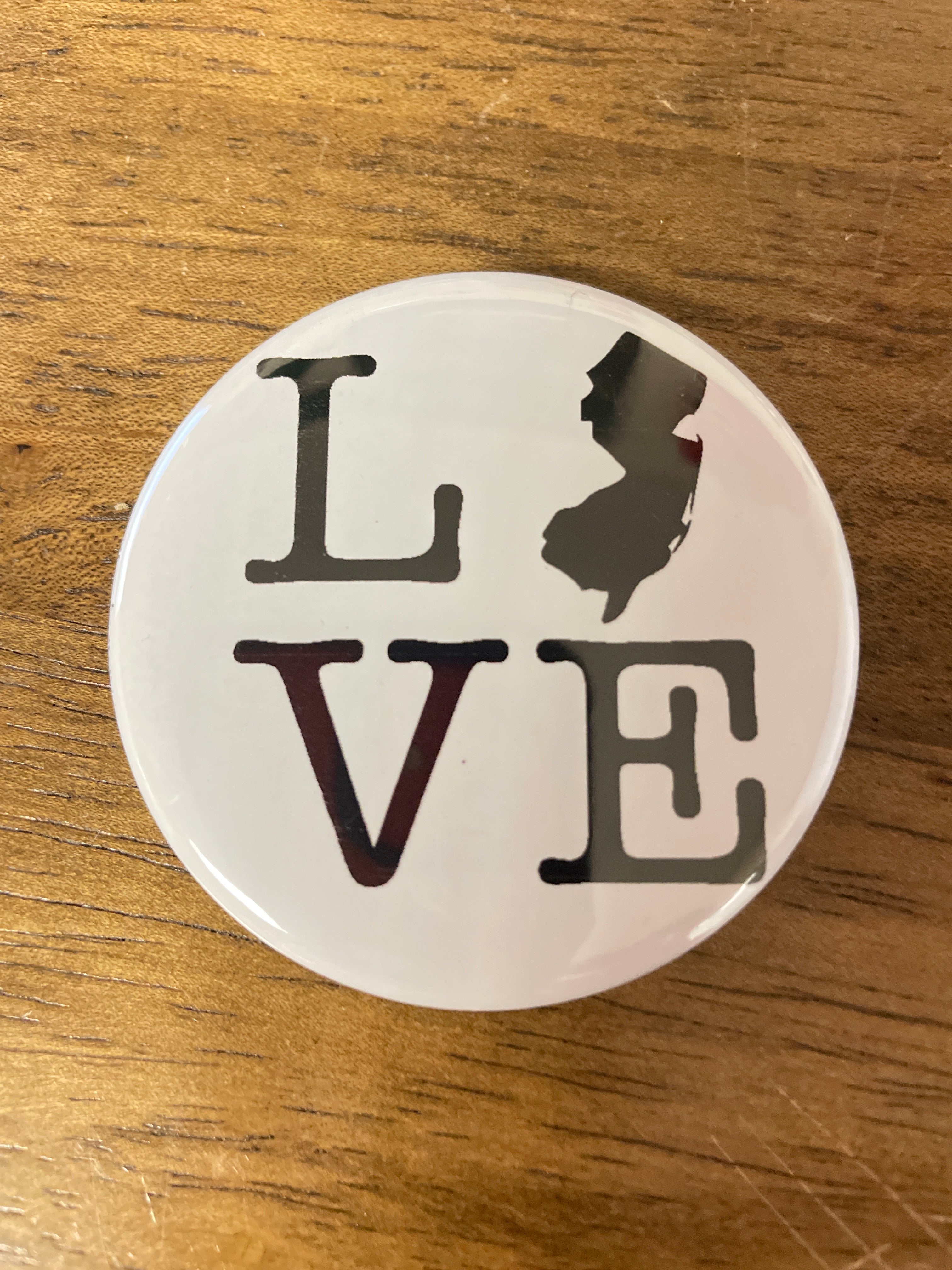 Round NJ-Themed Fridge Magnet