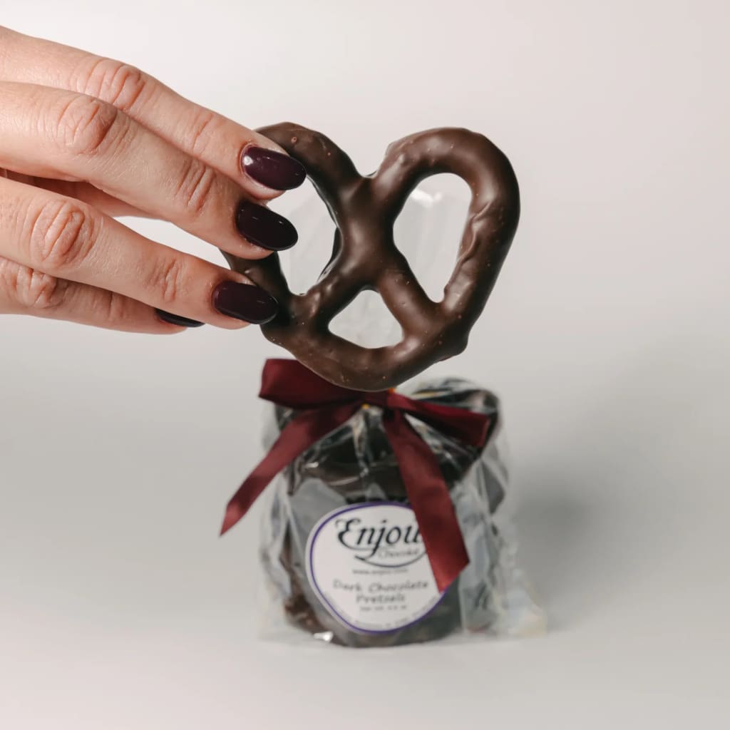 Chocolate Covered Pretzels - Dark Chocolate - Good Eats