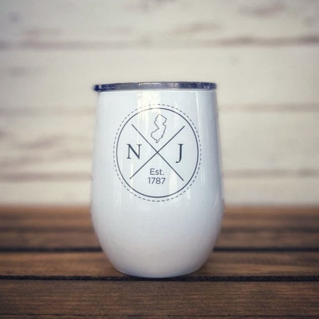 12 oz insulated wine glass with plastic lid and New Jersey design.
